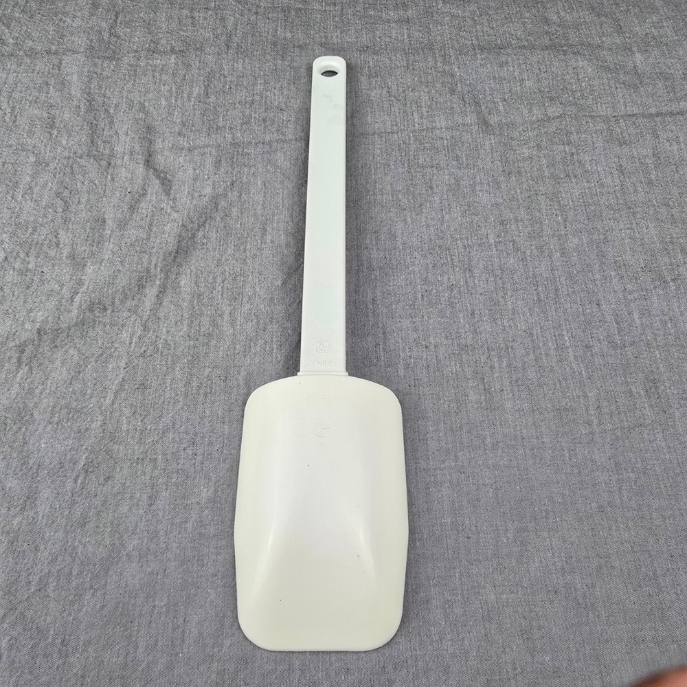 Pampered Chef Mix N Scraper Spatula White Classic Silicone Kitchen Tool - Picture 2 of 5
